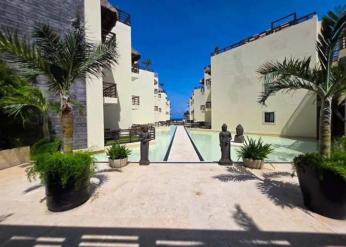 Oceanfront Retreat In Aldea Thai At Mamitas Apartamento Playa del Carmen